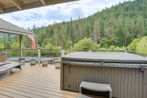 Pool & Dual Decks! Modern Trinity River Retreat - Image 1