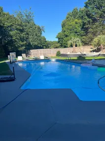 Private Suite with backyard oasis! (No Parties) - Image 2
