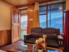 Traditional Kathkuni House with Panoramic Views - Image 3