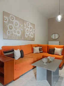 Eretria Central Home - Image 4