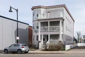 Boston 4BR Near T, Airport w/AC, W/D, Parking 90/3 - Image 2