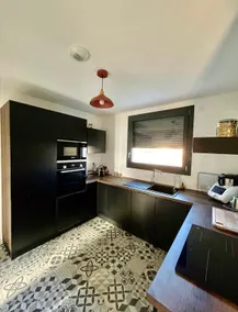House - Image 3