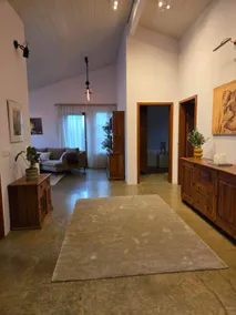Excellent value and Spacious Home | Golden Circle - Image 4