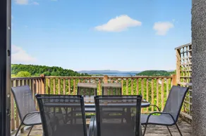 3BR Apartment with Stunning Views and Parking - Image 2
