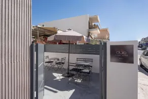 Duo Luxury Suites - Image 5