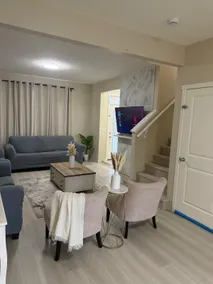 Comfortable Stay Near Calgary Airport and Free Parking - Image 3