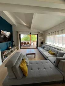 House for 10 people, 2 suites with separate WC, 3 bedrooms, 1 bathroom with WC - Image 4