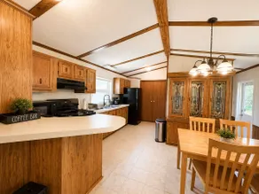Trailside Cabin/Pet Friendly/Fire Pit/ Fenced Yard - Image 5