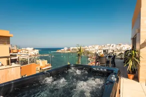 Luxury Panoramic Penthouse | Jacuzzi | Sea View - Image 2