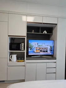 [Stay Onshine] Park View & Fully Equipped Vacation | Samsung · SRT | 1st-Floor Convenience Store · Long-Term Stays Welcome - Image 4