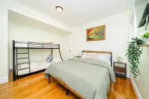 FREE Parking & Renovated 4BR 2BA Boston/Airport - Image 3