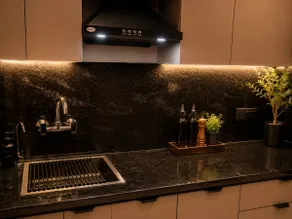 Luxury Studio • Smart TV • Workspace •Metro. - Image 3