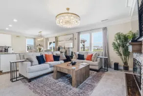 Winton Retreat | Sleeps 9 + Pool Access - Image 5