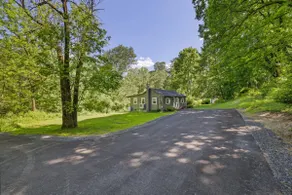Robins Rest at Saylors Lake with Hot Tub, Pond, and Fire Pit - Image 2