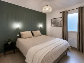Bright cozy space - Balcony and shared pool - Image 2
