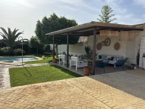 Villa with garden and pool 25 minutes from Seville - Image 5