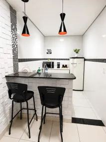 104 Compact Apartment, Privacy and Good Location - Image 4