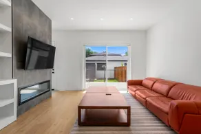 Safe & Prime location - 5 mins downtown - Image 2