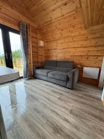 Glamorous glamping pod with stunning views - Image 5