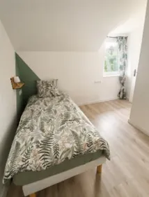 Cozy house in a quiet area - Image 4