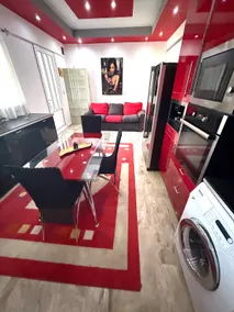 3BR Apartment, Spacious Near Piraeus Port & Metro. - Image 3