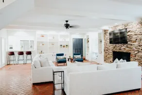 Private 5-Acre Pool Estate | Sleeps 18 - Image 3