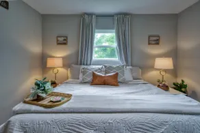 Cozy Knoxville Retreat Near Downtown & UT - Image 2