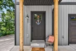 Sunset Landing | Luxury Stay on Herrington Lake - Image 4