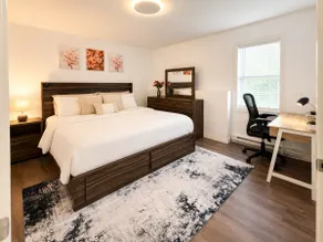 Modern 2BR Suite Parking Laundry - Image 2