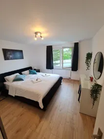 Romantic Lake Lucerne Retreat near Mount Rigi - Image 2