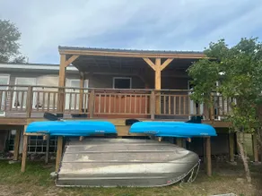 Hot tub*beautiful views*lakefront*close to PRNL - Image 3