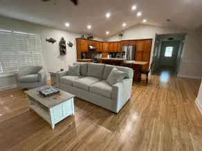 The Trap House - Image 2