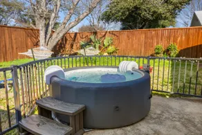 4BD Cozy Escape BBQ & Private Hot Tub - Image 5