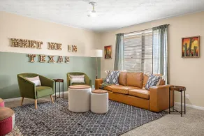 4BD Cozy Escape BBQ & Private Hot Tub - Image 2
