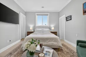 Quiet Private Suite with Charm Close to Highway - Image 2