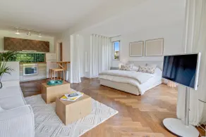5 minutes from the port - large & beautiful studio - pool & parking - Image 4