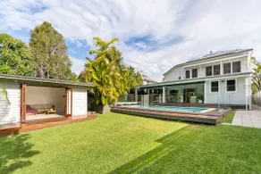 Ananda House - Full Estate l Pool & Infrared Sauna l 2 mins Walk to Village - Image 4