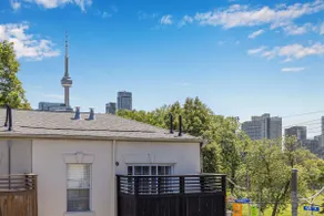 Downtown, Patio, BBQ & 2 FREE Parking - Image 5