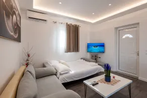 Lekursi Penthouse Sarande - Image 3