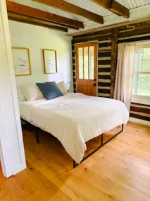 Russell Ridge Cabin - Image 2