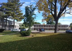 Fresh Corning Flat | Near CMOG/Gaffer, Pet OK - Image 3