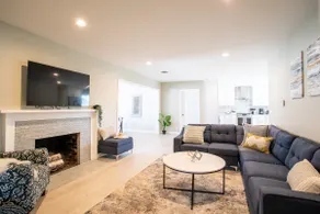 Single-Story 4BR Home | Sleeps 8 | 2 Ensuites - Image 3