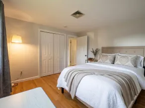 Spacious Family Home| Perfect for Relocation - Image 4