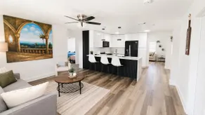 Modern FTL Home~ Beach ~ Airport ~Cruise - Image 2