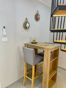 La Perle • Modern Duplex 10 Min to the Beach - Image 4