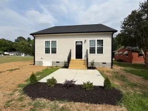 Blue Porch Retreat - Image 5