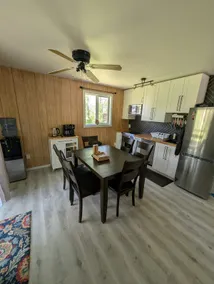 Cozy All-Season Cottage Retreat in Lac du Bonnet - Image 2
