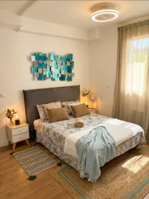 Renovated T2 with charm in a village courtyard. - Image 5