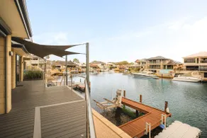 Waterfront Home with Canal Views in Halls Head - Image 2