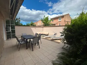 Apartment with large terrace and spa - Image 2
